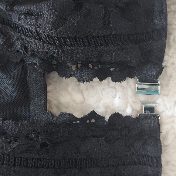 3 unlined bras size 32d - Picture 6 of 13